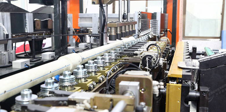 PET瓶吹瓶機(jī)